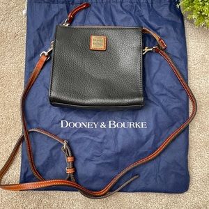 Dooney & Bourke Crossbody, Black